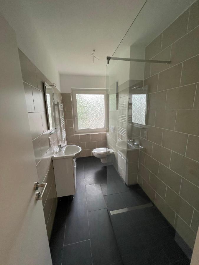 Estrella24 Living Rooms Chicago Remscheid Dış mekan fotoğraf
